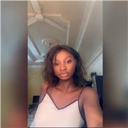 Sono madre lingua Francese e lo parlo ovviamente benissimo !